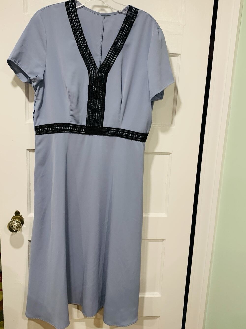 Shein Stugaz Blue Midi Dress Size Large V-Neck and Black Lace Accents
